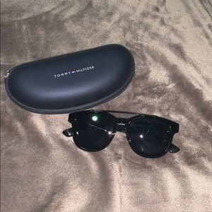black sunglasses